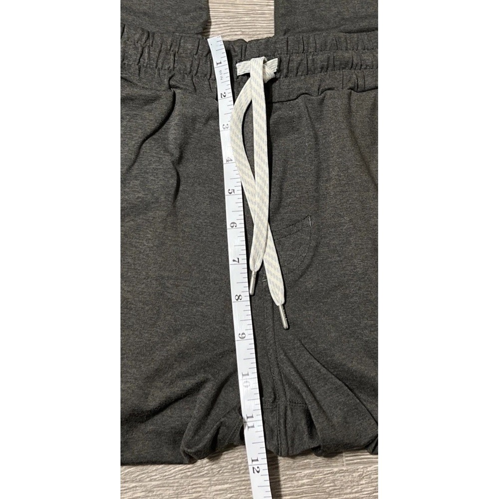 Vuori Men's Ponto Performance Pant 30" Size Medium (28x30) Heathered Olive - Picture 6 of 10